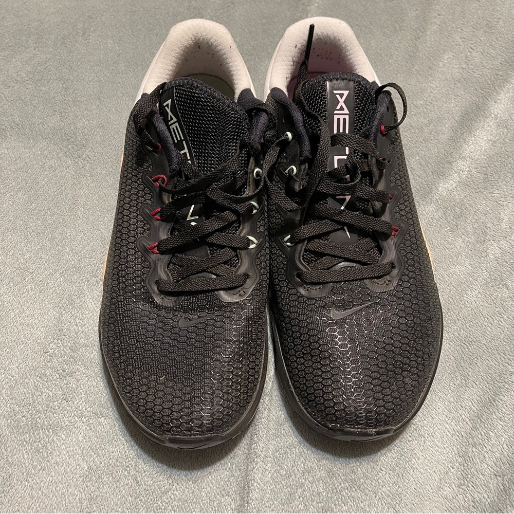 Women’s Nike Metcom Shoes - Like New!